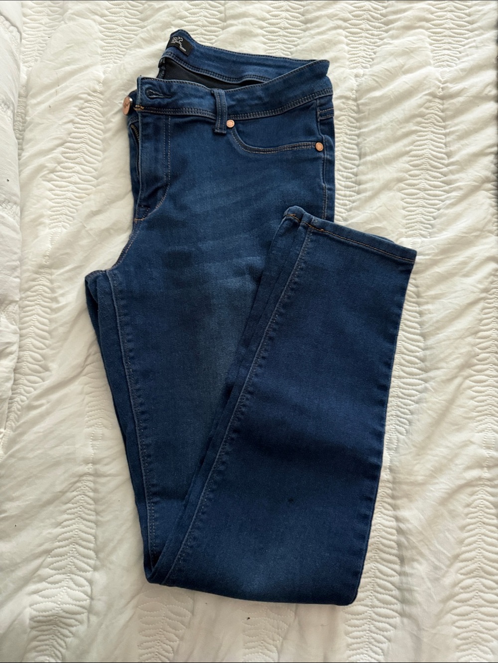 1822 Denim Women's Skinny Jeans in Dark Blue